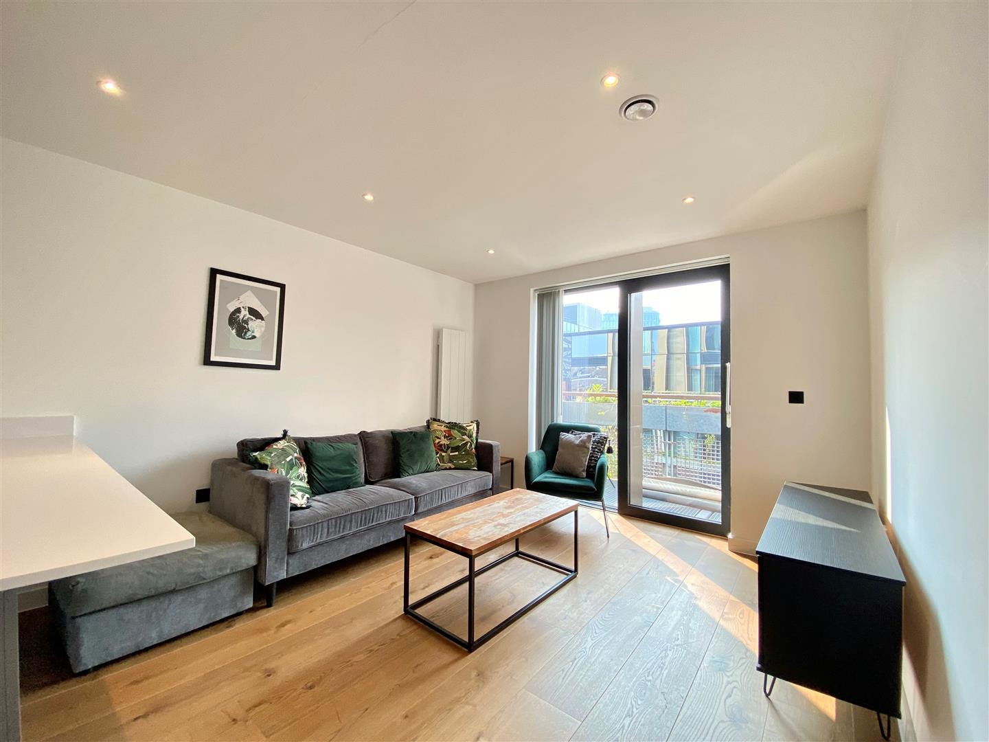 2 Bedroom Apartment To Buy image 1